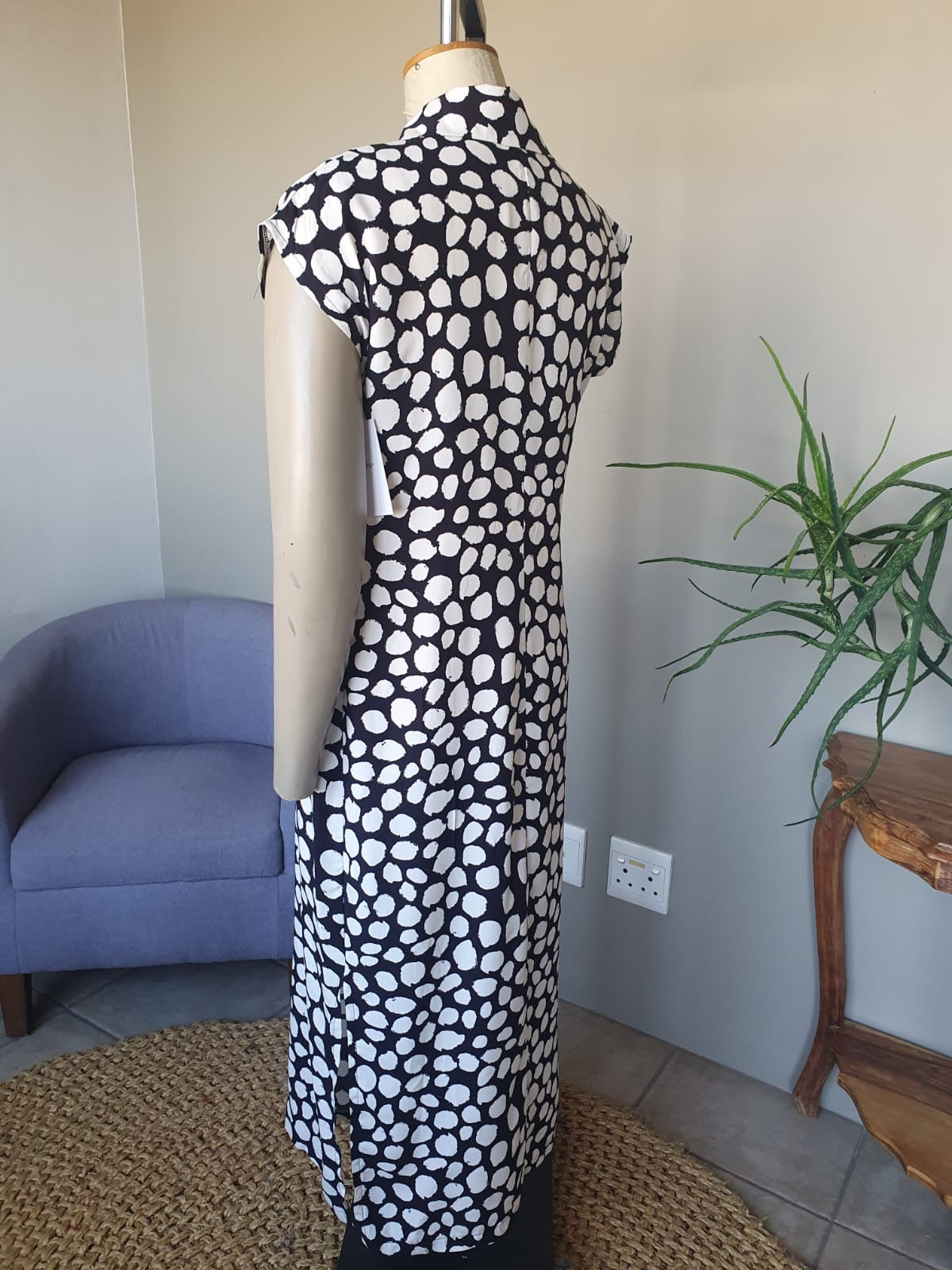 Black Dot Collared Dress with Side Slits