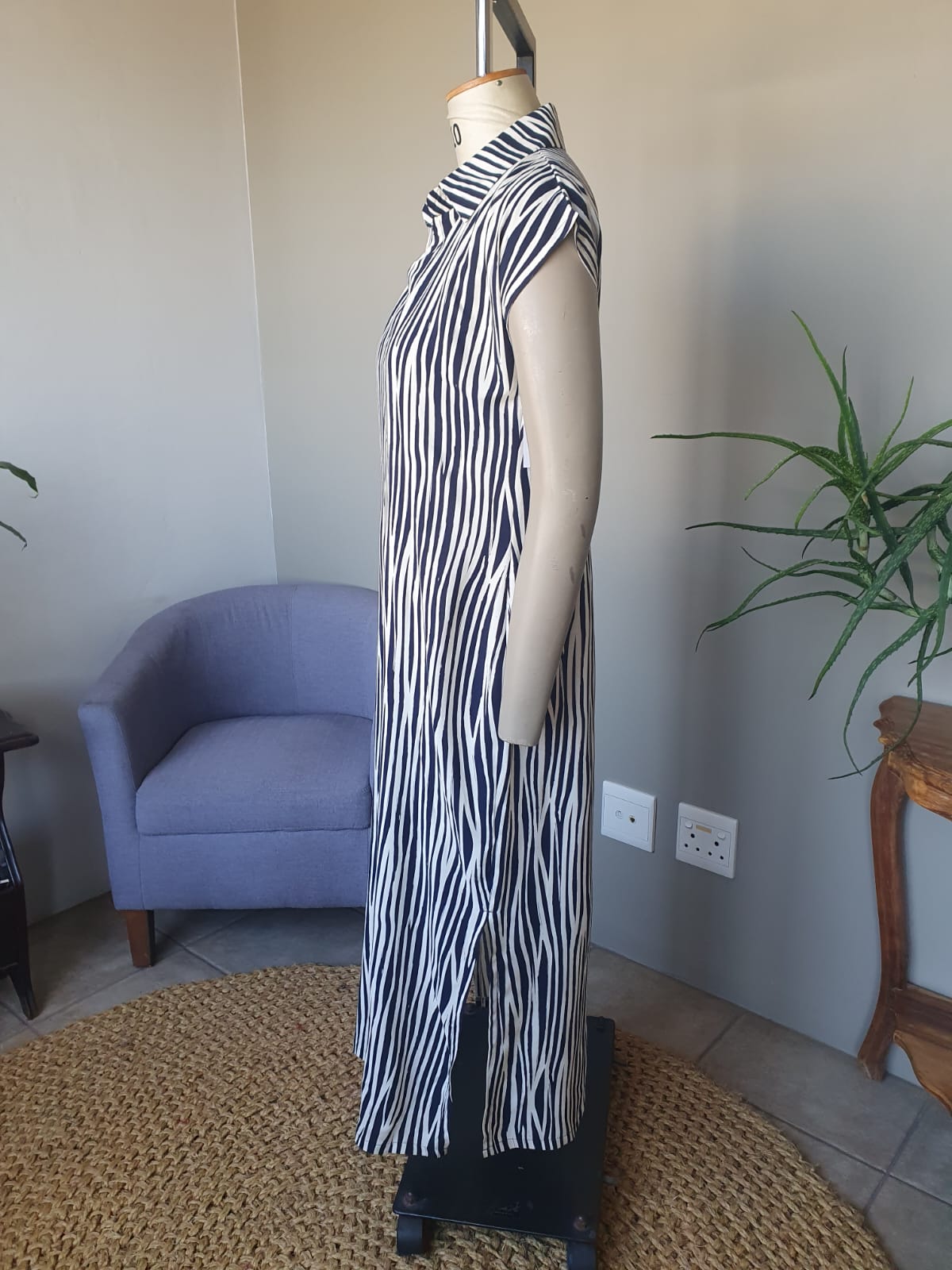 Printed Navy Collared Dress with Side Slits