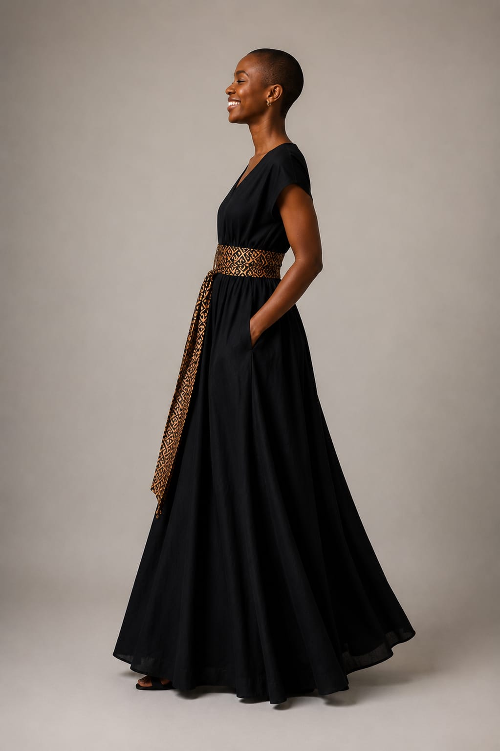 Black Airflow Maxi Dress with Pockets